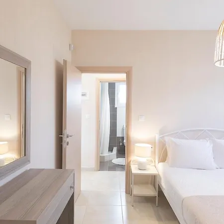 Palm Tree Apartments #Feelslikehome Ormos Panagias Exterior photo